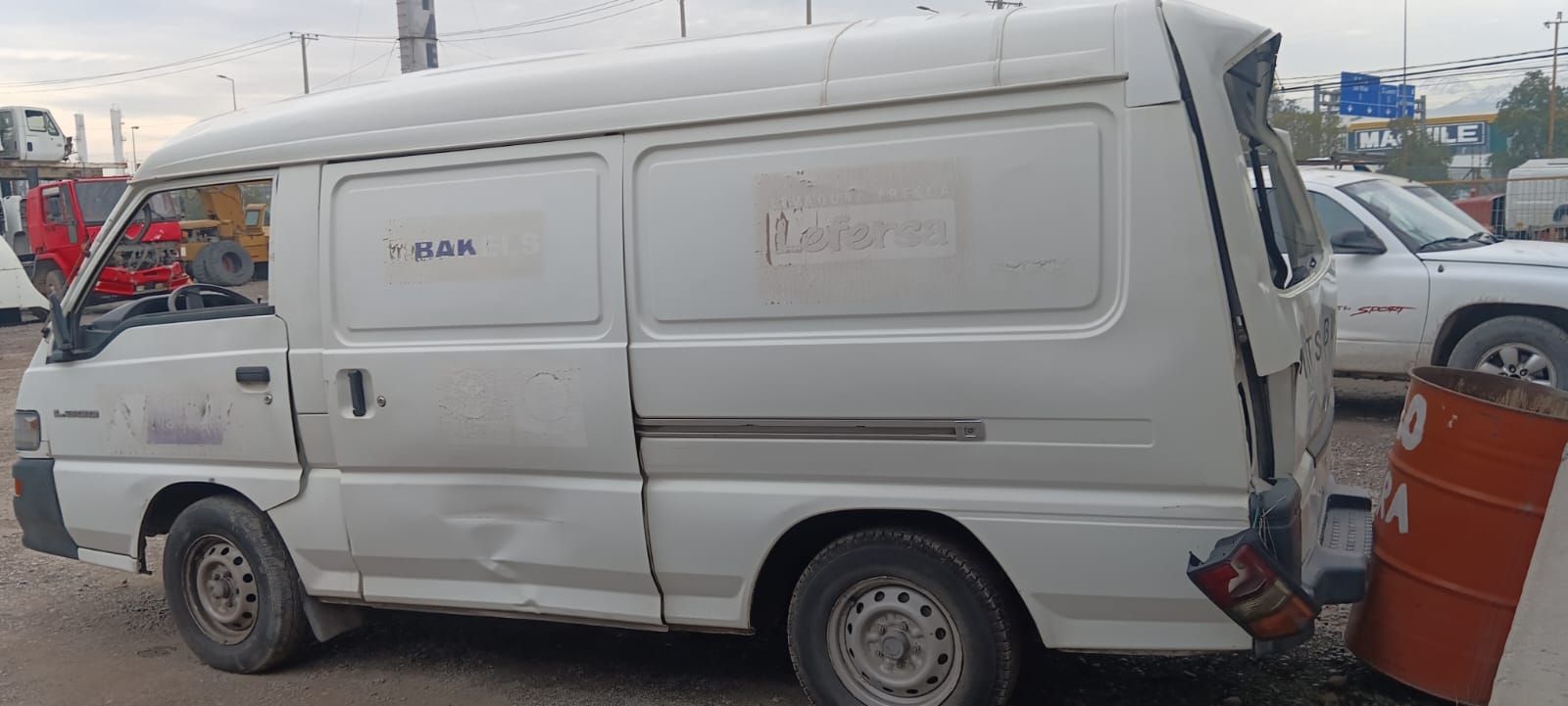  Mitsubishi L300 2008    EN DESARME